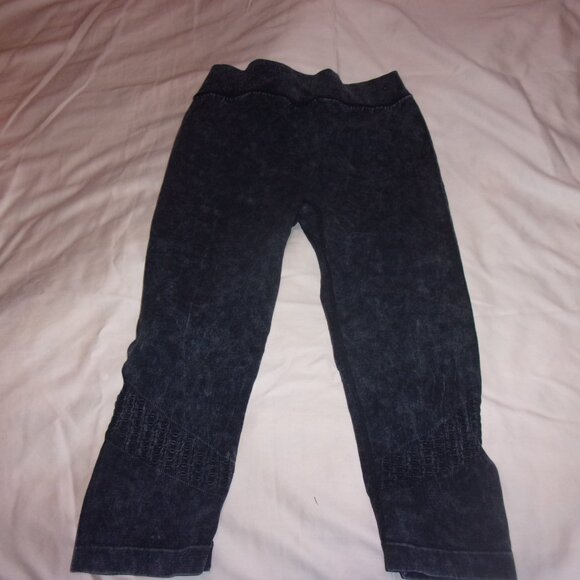 pants - Picture 3 of 3